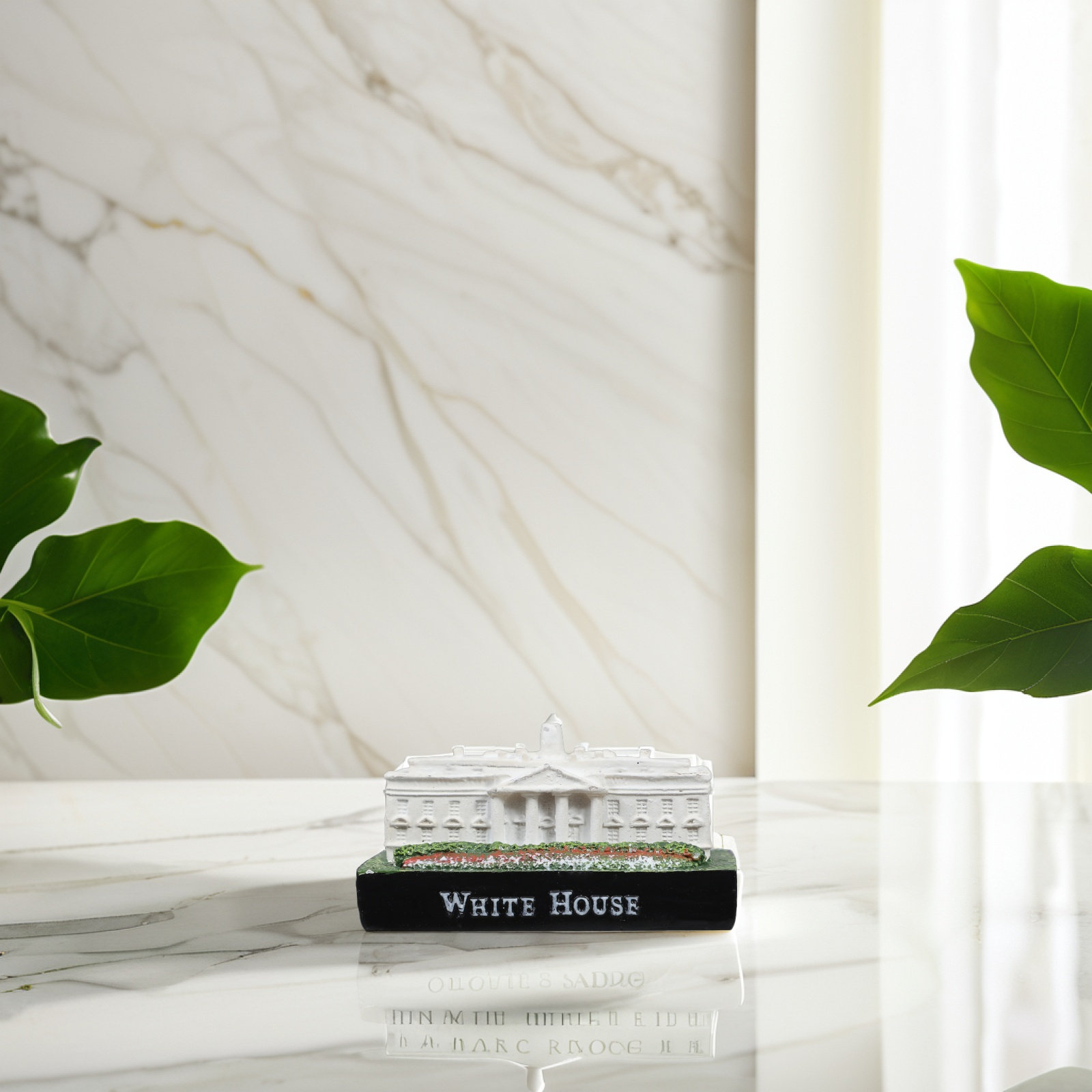 Elegant White House Resin Stat - đánh giá và giá Home Office Architecture
